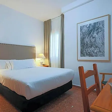 Tugasa El Almendral Hotel 2*