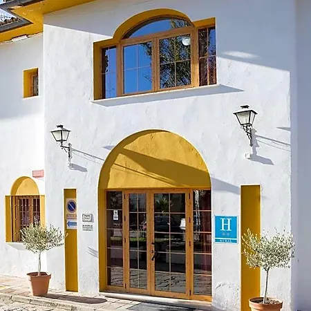 Tugasa El Almendral Hotel 2*