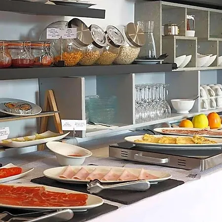 Tugasa El Almendral Hotel 2*