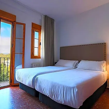 Hotel Tugasa El Almendral